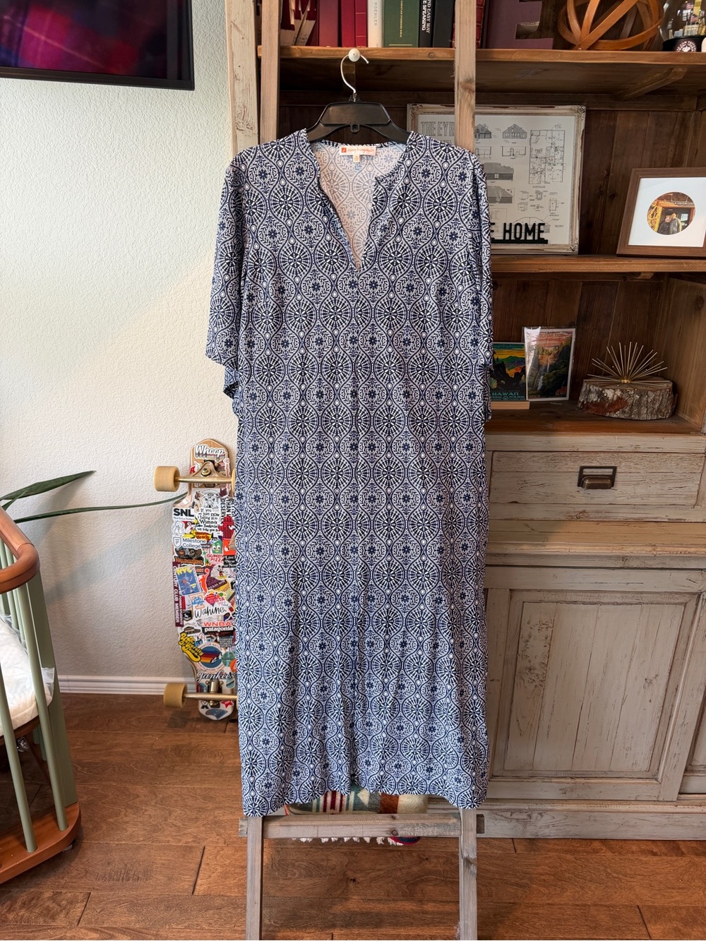 Jude Connally women’s performance midi dress size medium